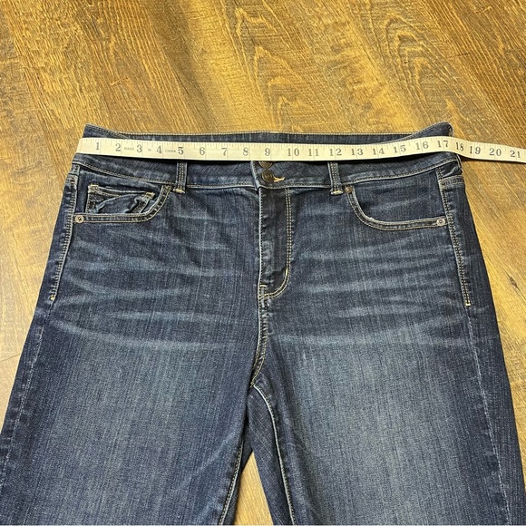 American Eagle Artist Crop Jeans Women Size 16 Long Next Level Stretch Dark Wash - Picture 2 of 10